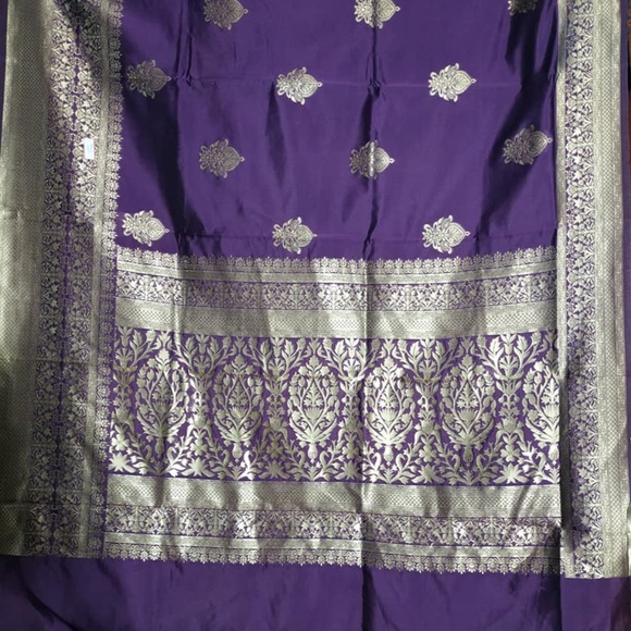 Silk Banarasi Saree - Picture 11 of 14